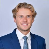 200+ perfiles de «Giunta»