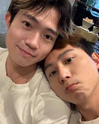 對不起，今天是小週末@boyscation 的其他人們都說要把我們Unfollow了😂🤣