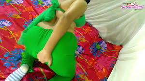 जवान विधवा माँ को सगे सौतेले बेटे ने चोदा Xxx Sex - XNXX.COM