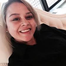 Danielle Steckler's Instagram, Twitter & Facebook