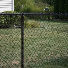 Yardgard 4 Ft X 50 Ft 9 Gauge Black Chain Link Fabric 308864a The Home Depot Black Chain Link Fence Chain Link Fence Chain Link Fence Gate
