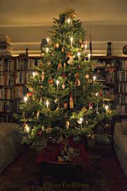 Candle Lit Christmas Tree German Christmas Traditions New York German Christmas Traditions German Christmas Decorations Traditional Christmas Tree