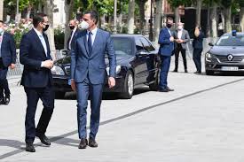 El presidente del gobierno, mariano rajoy, ha recibido en moncloa a su homóloga polaca, ewa kopacz, en compañía de los ministros de relaciones exteriores de ambos países. La Moncloa On Twitter El Presidente Del Gobierno Sanchezcastejon Y El Primer Ministro Morawieckim Apuestan Por Consolidar La Relacion Entre Espana Y Polonia En La Xiii Cumbre Hispano Polaca Han Acordado Una Amplia