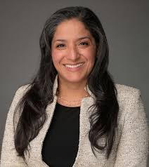 Molly Reyes's Instagram, Twitter & Facebook