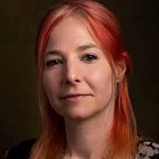 Helen Callis's Instagram, Twitter & Facebook