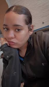 mwah 💋 #fyp #youngmom #facecard #2025 #fypシ #momsoftiktok  #healthcareworker #healthcareheroes #redbone👑