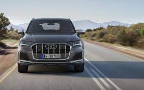 Audi S Q7 Is Approaching The Midway Point In Its Life Cycle And Models For An Upgraded Variation Are Out And About 2021 Audi Q7 Spy Shots The Prototy Carros