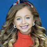 Erin Prisk's Instagram, Twitter & Facebook