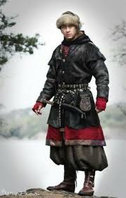 Traditional Russian Dress For Men Google Search Russian Dress Medieval Clothing Viking Clothing