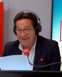 Quand Sœur Emmanuelle rencontre l'abbé Pierre ! 😂, Chronique de Laurent  Gerra dans #RTLMatin avec la complicité de Jade