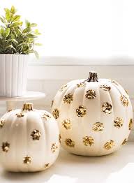 No Carve Pumpkin Ideas For Chic Halloween Decor Sydne Style No Carve Pumpkin Decorating Polka Dot Pumpkin Pumpkin Decorating