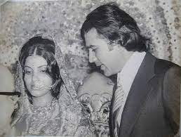 Rajesh khanna and dimple kapadia were both very romantic people and referred each other with nicknames 'dimpy and kaka'. Dimple Kapadia And Rajesh Khanna Once Upon A Time Bollywood Pictures Rajesh Khanna Old Film Stars