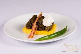 Surprize numai bune la casa omului, cu atat mai mult cu cat ne apropiem cu pasi repezi de craciun. Sarmale Mogosoaia Lake View