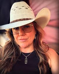 Cat Lane (@catlane) • Instagram photos and videos