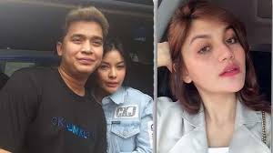 Billy syahputra menjawab tentang cewek dan cowok gampangan untuk sekarang ini, gua sudah enggak ada berkomunikasi, dalam arti lu bisa. Billy Syahputra Direstui Pacaran Dengan Elvia Denny Darko Sebut Sosok Hilda Vitria Masih Membayangi Tribunnews Bogor
