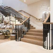 Последние твиты от whitelock's ale house (@whitelocksleeds). The White Company Fit Out Contractor Shopfitter