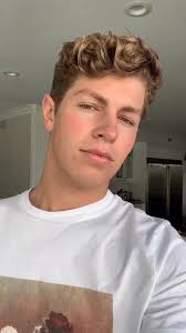 Lia Carson (liacarson181)