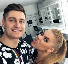 Avtor Hita Mokrye Krossy Tima Belorusskih Stal Otcom V 16 Let Vokrug Tv