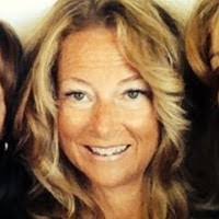 Sheri Hendrickson's Instagram, Twitter & Facebook