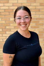 Jessica Degroot's Instagram, Twitter & Facebook