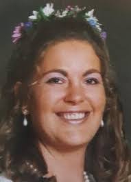 Aida Ferry's Instagram, Twitter & Facebook