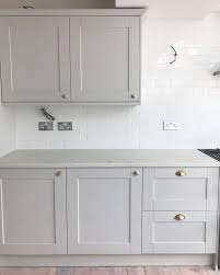 Add open shelving to replicate the look of a traditional georgian kitchen. Howdens Fairford Dove Grey Howdens Dove Grey Kitchen Gray Owl Cabinets Dove Grey Kitchen