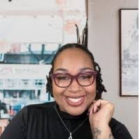 Aris Robinson's Instagram, Twitter & Facebook