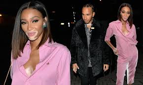 Currently there are rumors of his relationship with jonathan ross. Winnie Harlow Joins Lewis Hamilton At The British Fashion Awards Fenty After Party Daily Mail Online