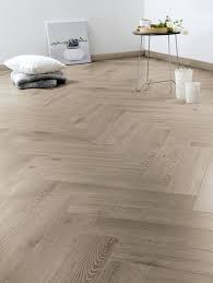 visgraat laminaat vergrijsd eiken vloerontwerp vloeren slaapkamer vloer