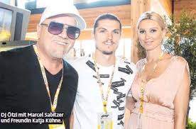 He began his career as a theater director, first in the national theater in nis and later in belgrade. Frauenherzen Schlagen Hoher Pressreader