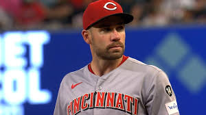 Austin Wynns' nice pick at first