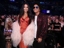 Can we not do this nahthing in 2021. Pictures Of Bruno Mars And His Girlfriend Jessica Caban Popsugar Celebrity