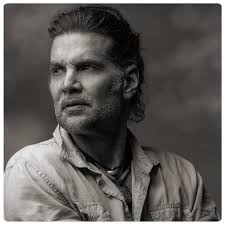 Troy Robertson's Instagram, Twitter & Facebook