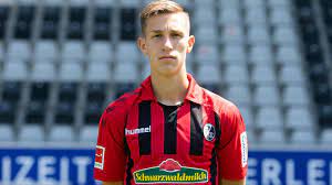 Он играет на позиции центр. Nico Schlotterbeck Player Profile Dfb Data Center