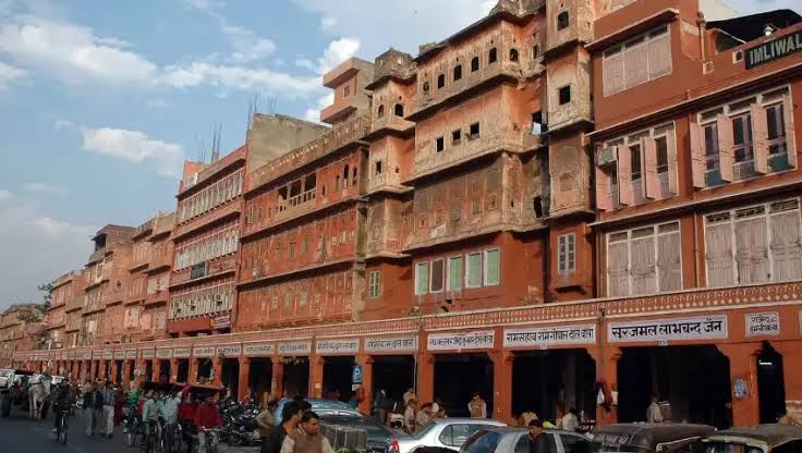 Johari Bazaar Jaipur - A Shopping Market in Jaipur