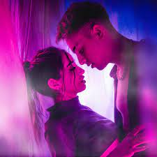 Como conseguir novia maria becerra. Maria Becerra Y Rusherking Suben La Temperatura Con El Videoclip De Confiesalo E Online Latino Mx