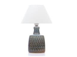 Une lampe de cuisine avec technologie « easydim ». Lampe A Poser En Ceramique Scandinave Galerie Mobler