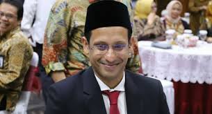 Salah satu tokoh yang cukup mencuri perhatian adalah nadiem makarim. Seumur Hidup Nadiem Makarim Dipuji Ibu Pertama Kali Saat Jadi Menteri