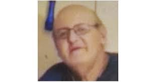 Laura Mickle's Instagram, Twitter & Facebook