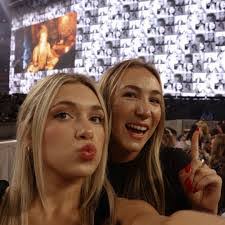 Cameron Starnes's Instagram, Twitter & Facebook