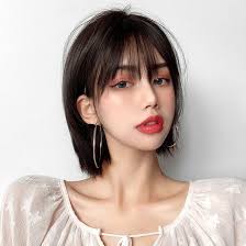 Tóc cắt ngắn lại trở thành mốt