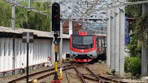 Kenapa landasan kereta api ada batu. Rel Kereta Api Dipasang Tidak Rapat Ini Alasannya