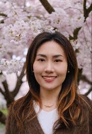 Leann Le's Instagram, Twitter & Facebook