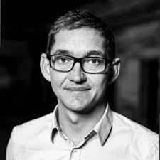 Nicolai Frisch på LinkedIn: Ung Aktionær er blevet til midaldrende aktionær  ❤️ I dag er det 25 år…