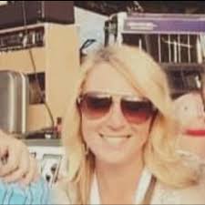 Can anyone recommend a photographer in Isla Mujeres?