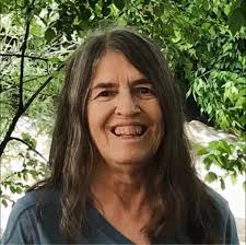 What are some comforting prayers and songs for a child undergoing surgery?