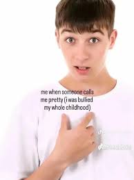 lucy.watt (@lucygalxox)