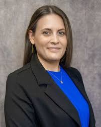 Ellen Stoll's Instagram, Twitter & Facebook