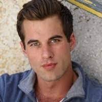 Darren Mazurek's Instagram, Twitter & Facebook