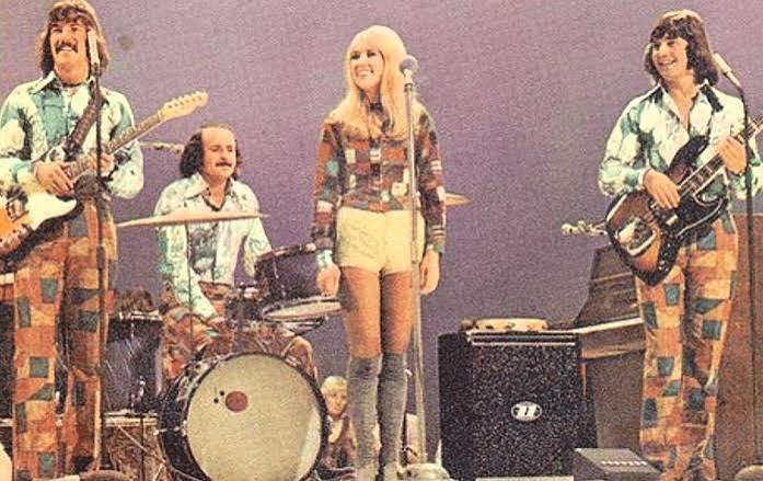 301. 'Chirpy Chirpy Cheep Cheep', by Middle of the Road | The UK Number Ones Blog